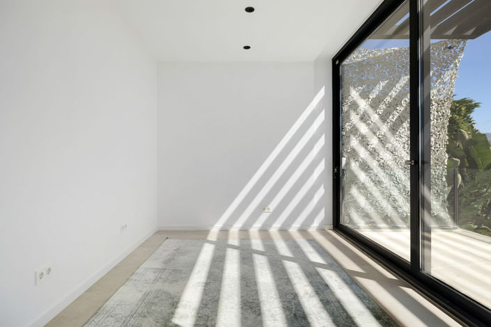 Image No.43-5 Bed Villa for sale