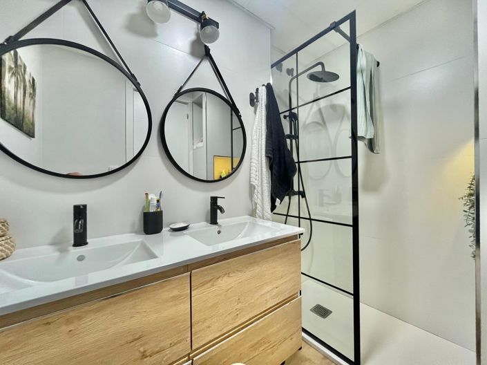 Image No.17-2 Bed Apartment for sale