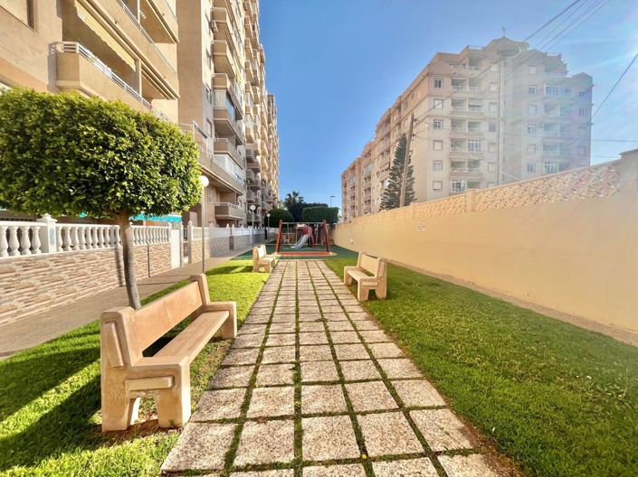 Image No.25-2 Bed Apartment for sale