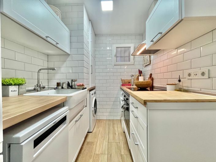 Image No.9-2 Bed Apartment for sale