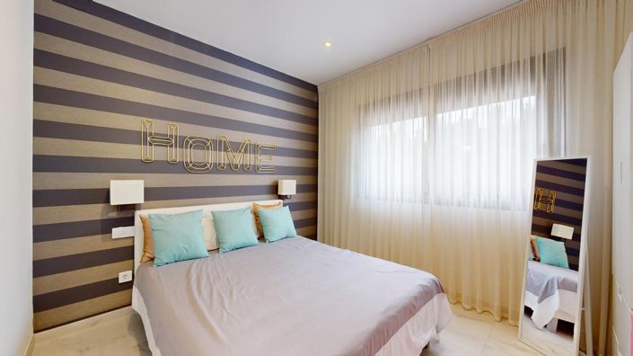 Image No.6-4 Bed Villa for sale