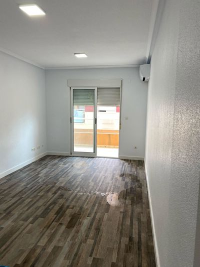 Image No.34-2 Bed Apartment for sale