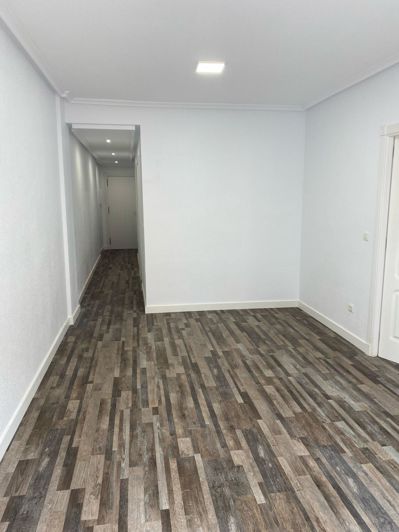 Image No.35-2 Bed Apartment for sale