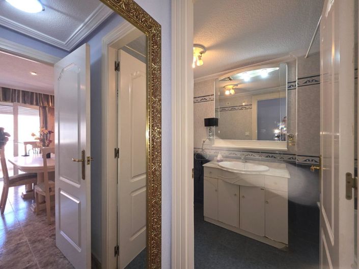 Image No.20-2 Bed Apartment for sale