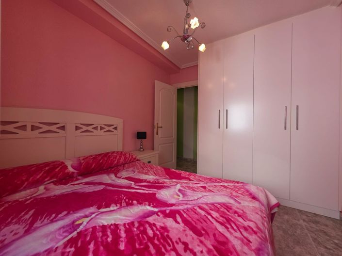 Image No.27-2 Bed Apartment for sale