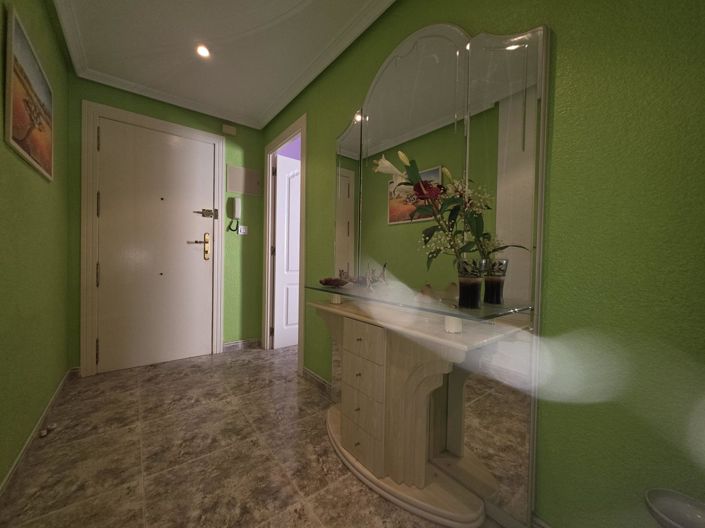 Image No.33-2 Bed Apartment for sale