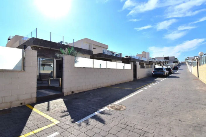 Image No.28-3 Bed House for sale