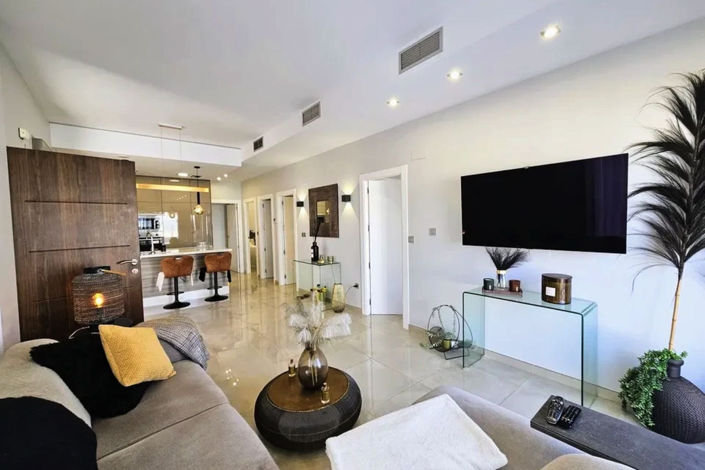 Image No.5-3 Bed House for sale