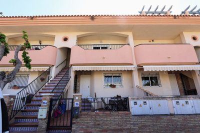 1 - Los Alcázares, House