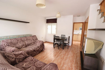 2-5bd7b9d04b45e33852eaf0ec6670150d