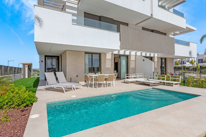 Image No.1-3 Bed Apartment for sale