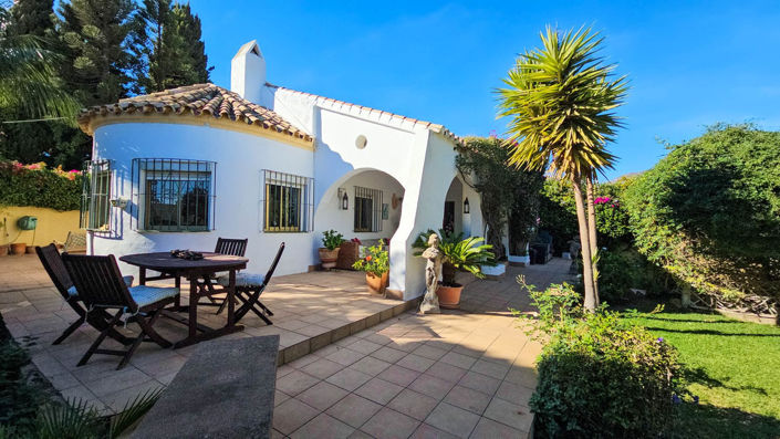 Image No.1-3 Bed Villa for sale