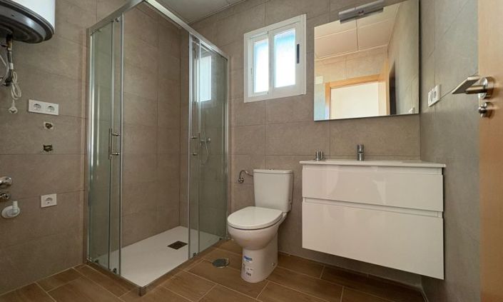 Image No.15-2 Bed Apartment for sale