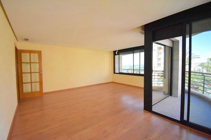 Image No.4-3 Bed Apartment for sale