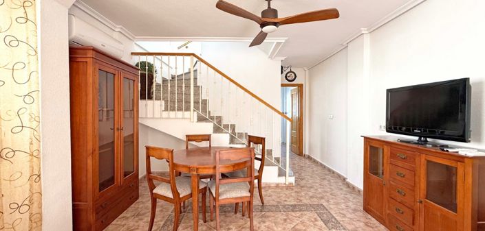 Image No.21-3 Bed Townhouse for sale