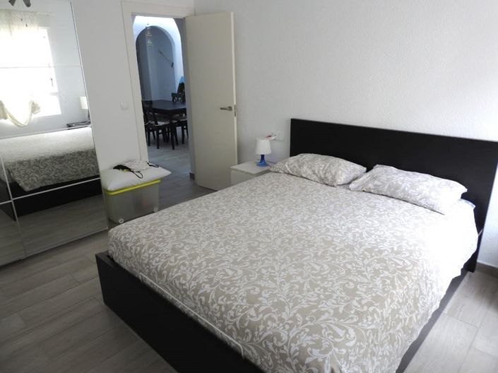 Image No.8-3 Bed Apartment for sale