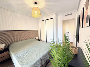 10-bb915d1cb19341576dcdc994b81ab9c5