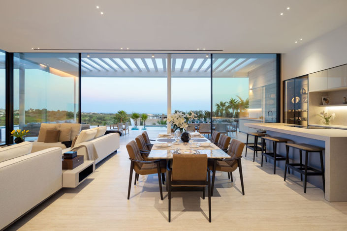 Image No.9-6 Bed Villa for sale