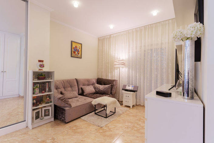 Image No.34-7 Bed House for sale