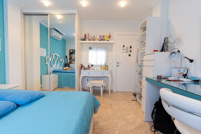 Image No.36-7 Bed House for sale