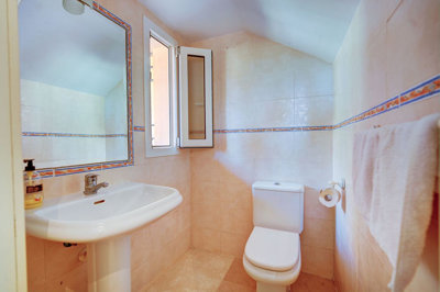 11-20939a0134ad724a8cb2a801094d15a4