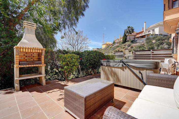 Image No.7-3 Bed Villa for sale