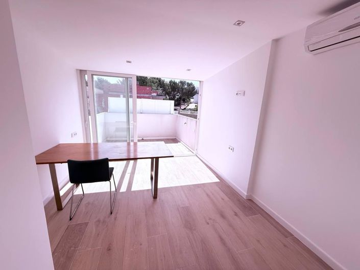 Image No.15-3 Bed Townhouse for sale