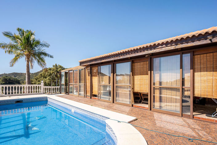 Image No.1-4 Bed Finca for sale