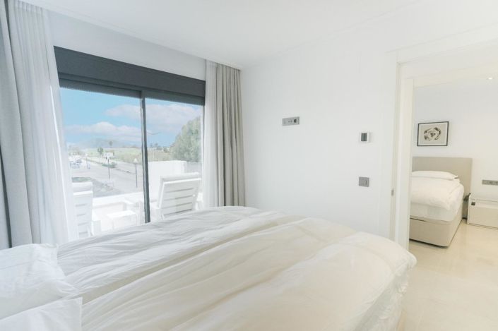 Image No.31-3 Bed Villa for sale