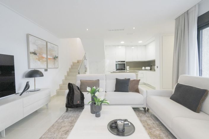 Image No.9-3 Bed Villa for sale