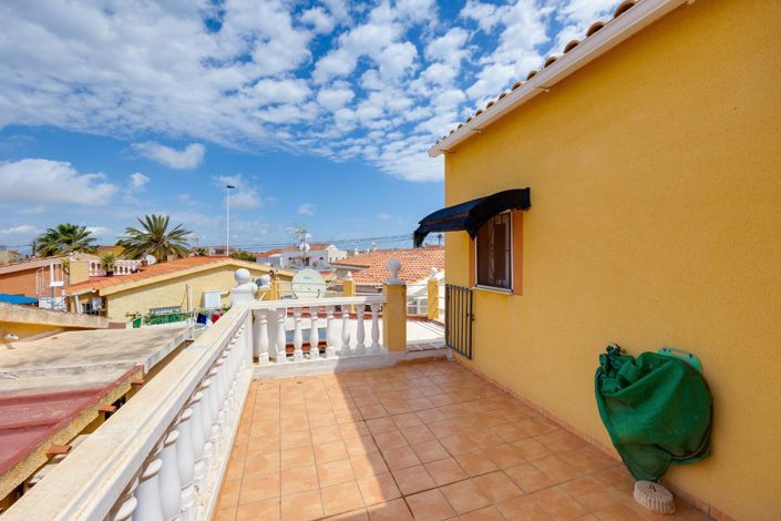 Image No.27-4 Bed Villa for sale