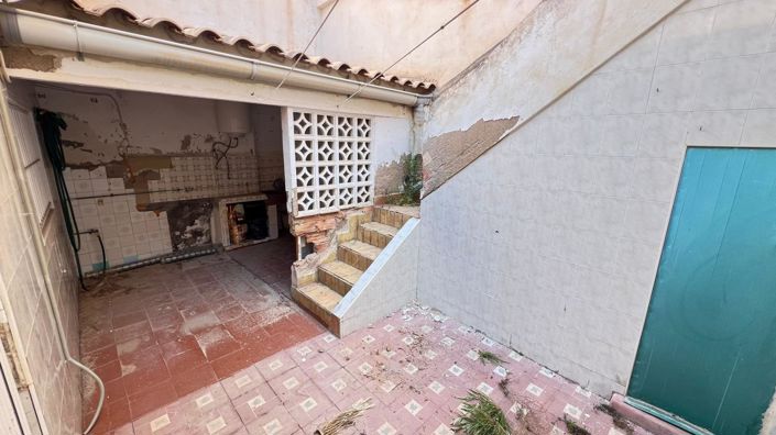 Image No.17-4 Bed Apartment for sale