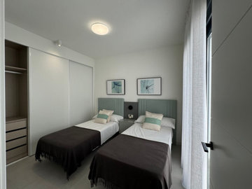 4-c23c0f86247804fa50226aecd8b0b2c8