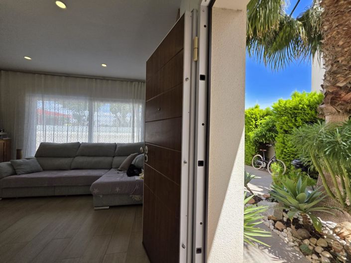 Image No.19-3 Bed Villa for sale