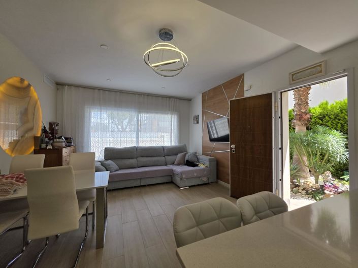 Image No.27-3 Bed Villa for sale