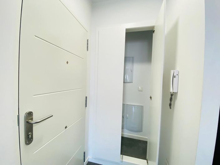 Image No.21-1 Bed Apartment for sale