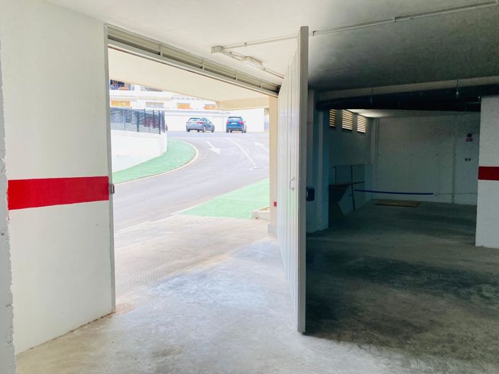 Image No.33-1 Bed Apartment for sale