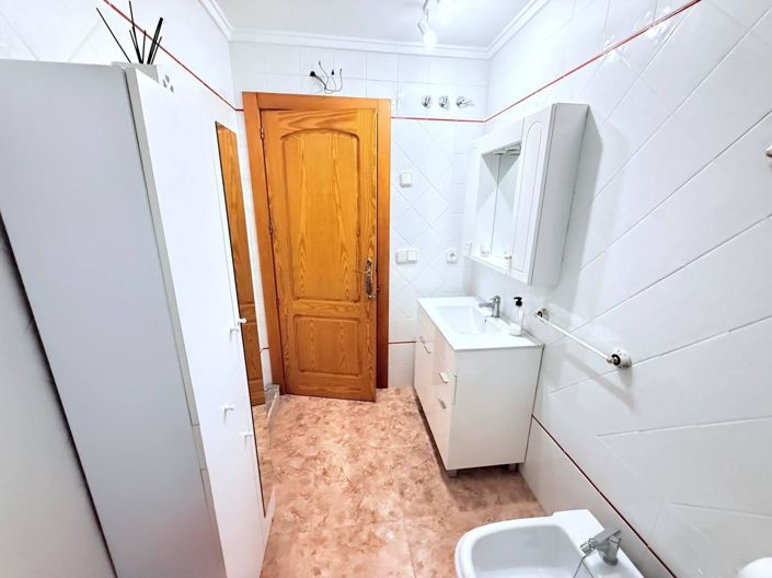 Image No.13-3 Bed Apartment for sale