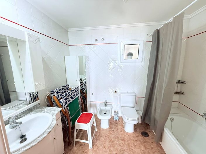 Image No.28-3 Bed Apartment for sale