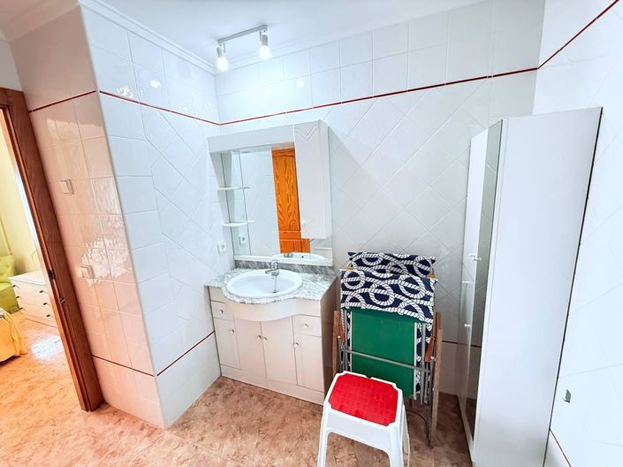 Image No.30-3 Bed Apartment for sale