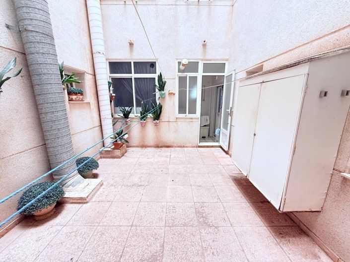 Image No.31-3 Bed Apartment for sale