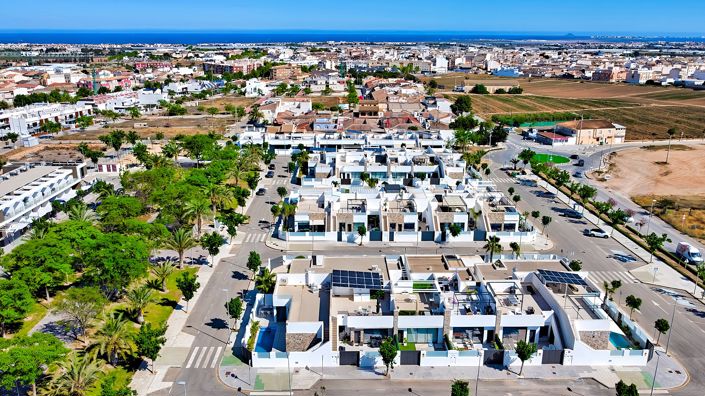 Image No.4-3 Bed Villa for sale