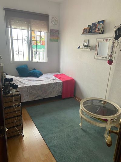 Image No.11-3 Bed House for sale