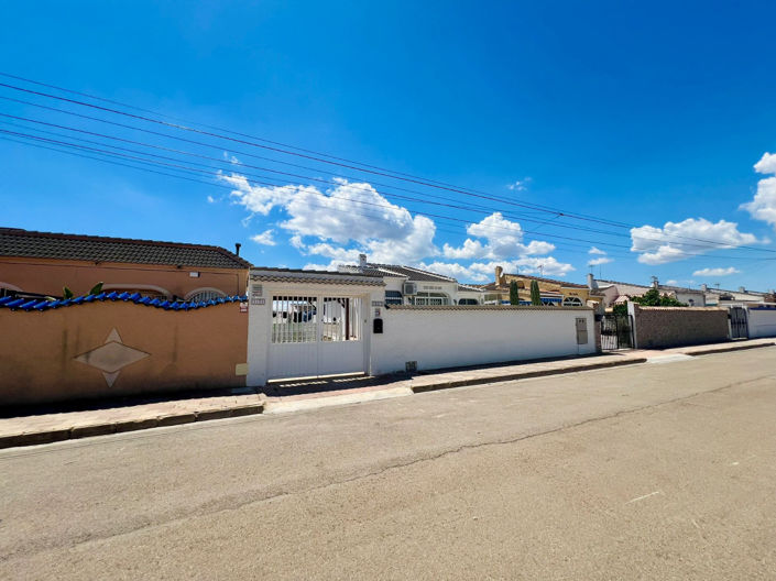 Image No.2-2 Bed Townhouse for sale