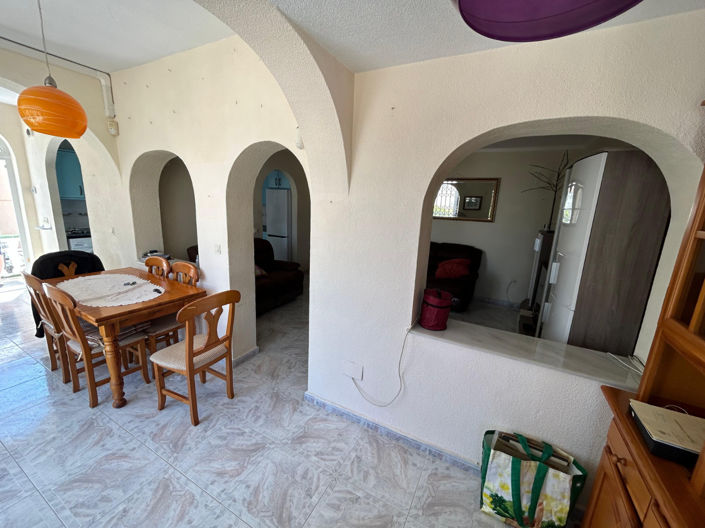 Image No.37-2 Bed Townhouse for sale