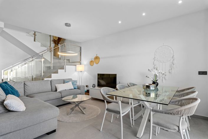 Image No.3-4 Bed Villa for sale