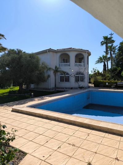Image No.4-5 Bed Villa for sale