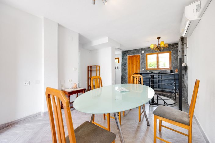 Image No.5-2 Bed Bungalow for sale