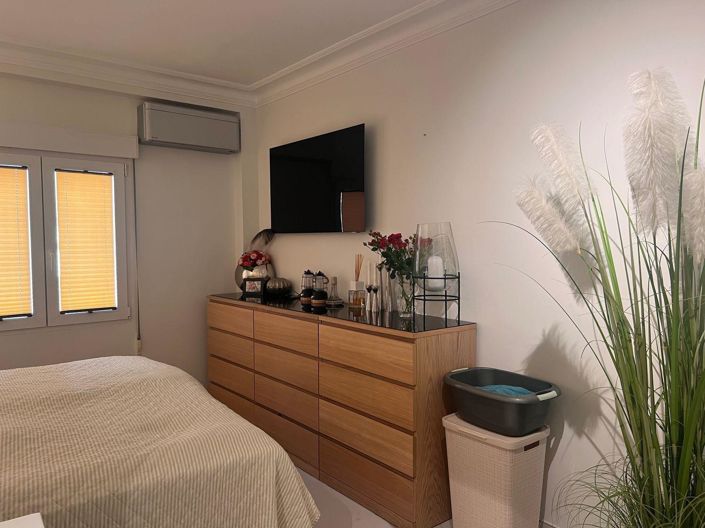 Image No.18-3 Bed Apartment for sale