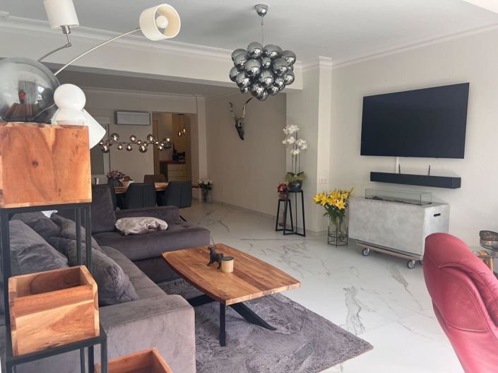 Image No.3-3 Bed Apartment for sale